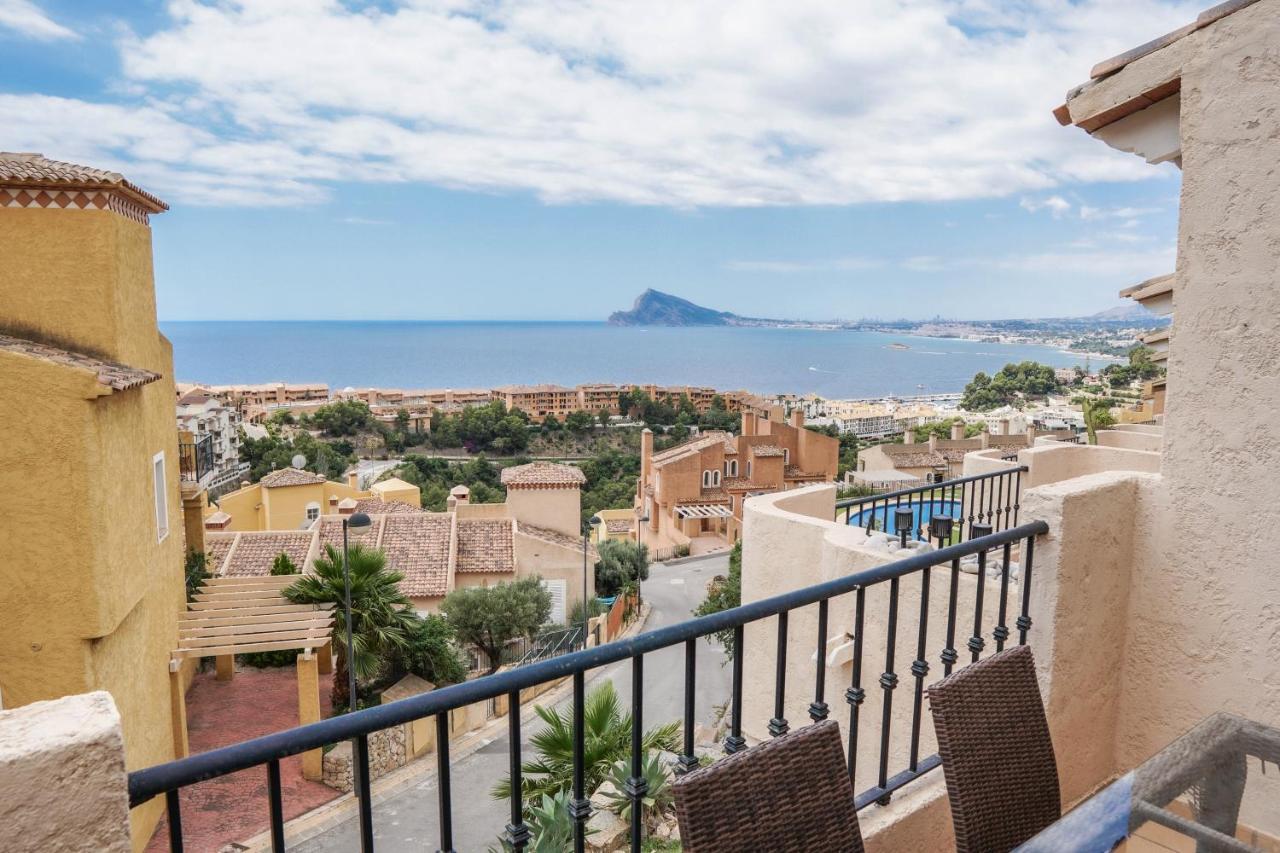 Charming Townhouse With Sea Views & Pool In Altea Villa Calpe Exteriör bild